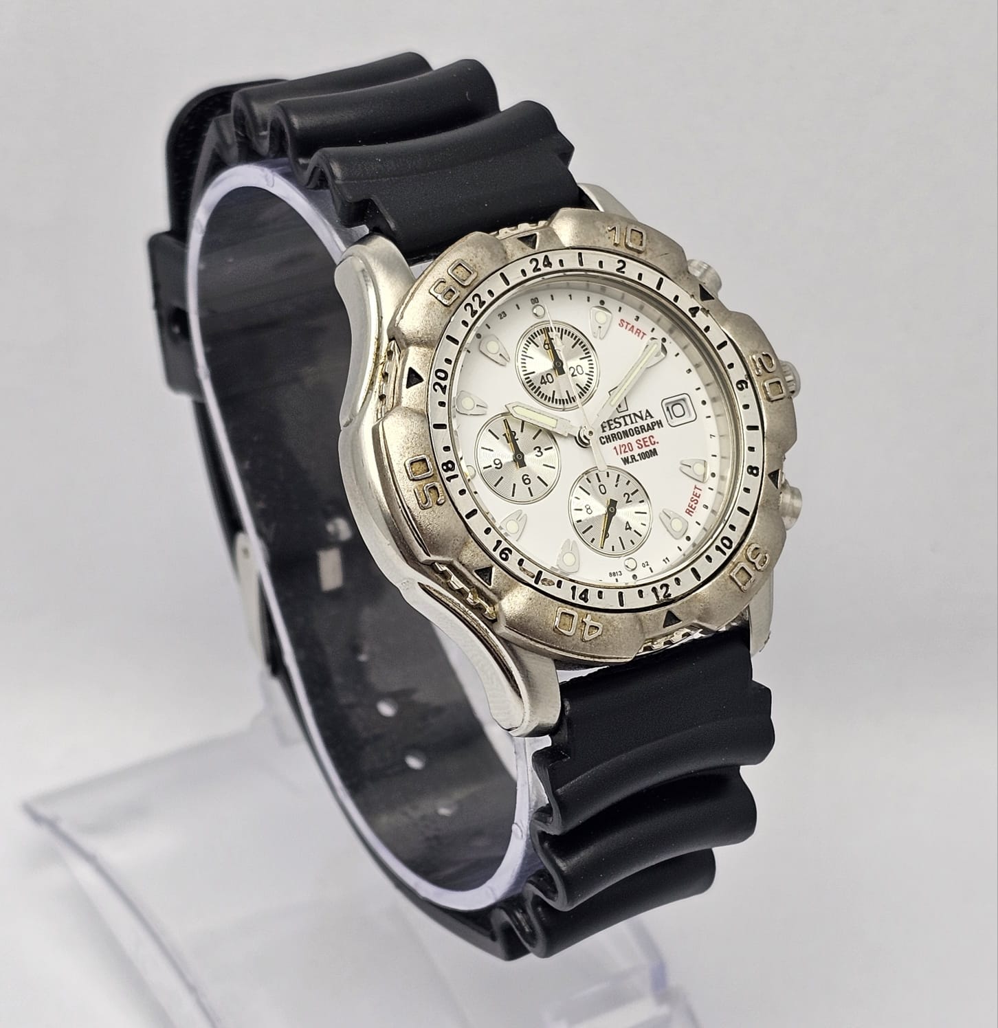 Festina Quartz 8813 Chronograph Vintage Men's Watch - Image 4