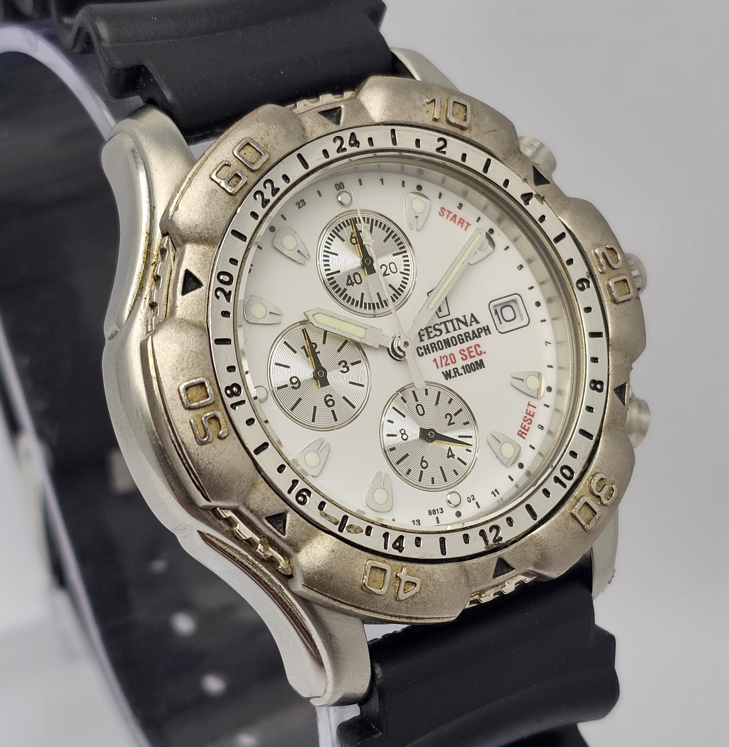 Festina Quartz 8813 Chronograph Vintage Men's Watch - Image 2