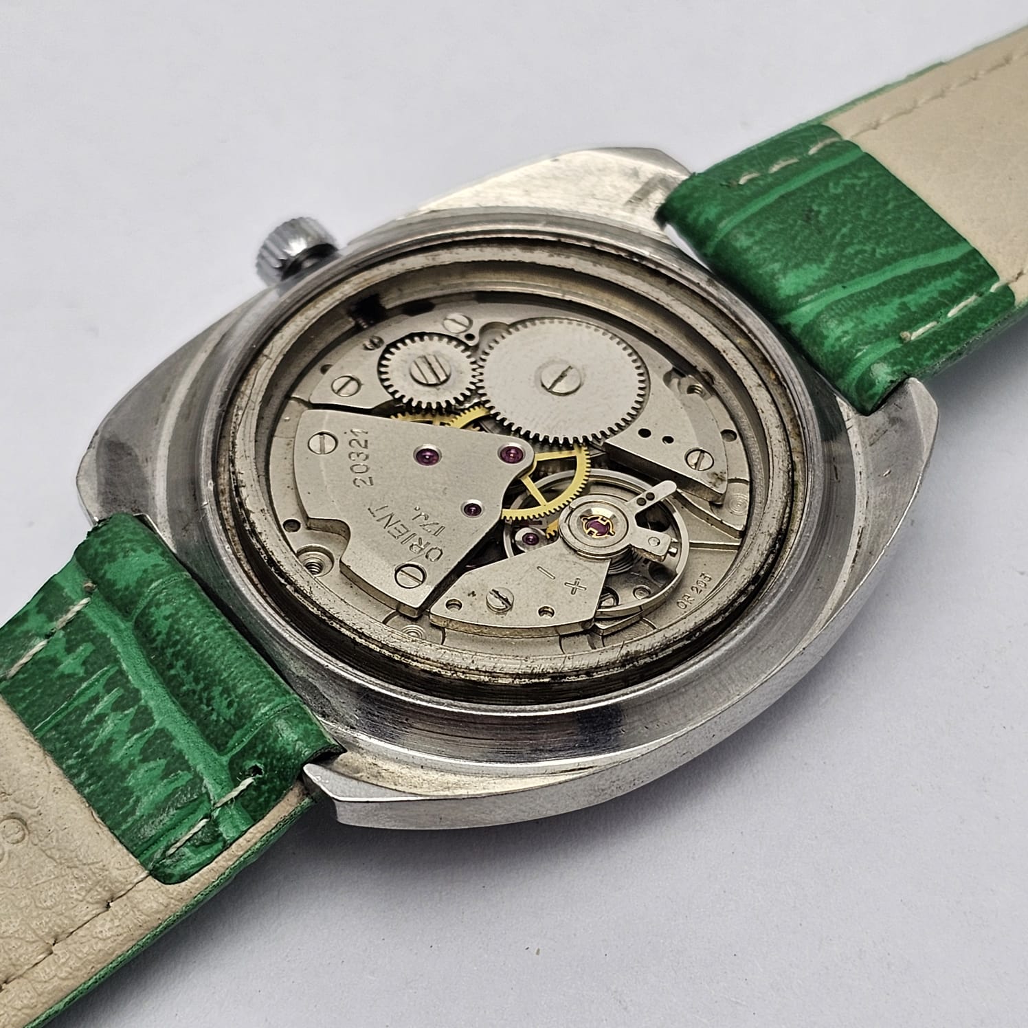 Orient OS227 Manual winding Cal.20321 Vintage Men's Watch - Image 9