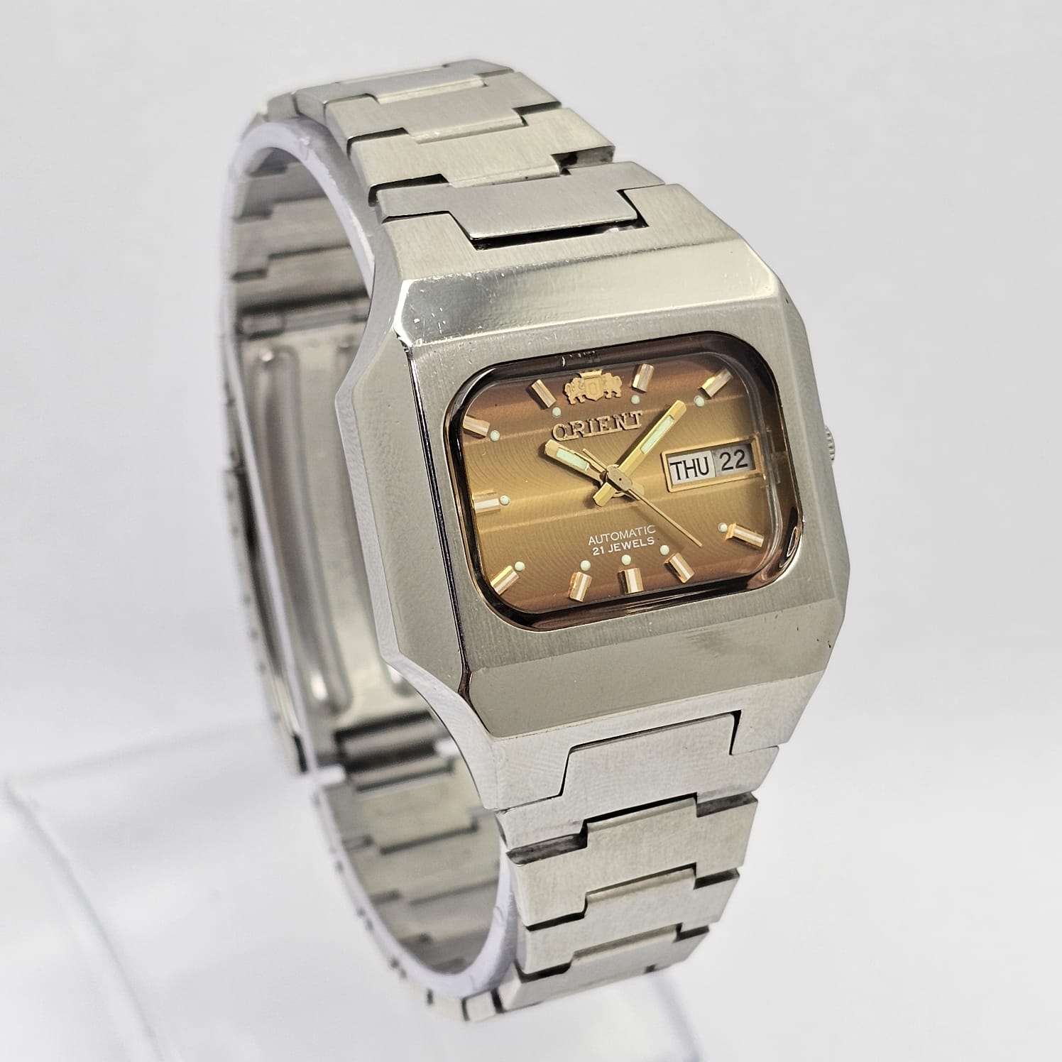 Orient Y469660-4A Automatic Day/Date Vintage Men's Watch - Image 2
