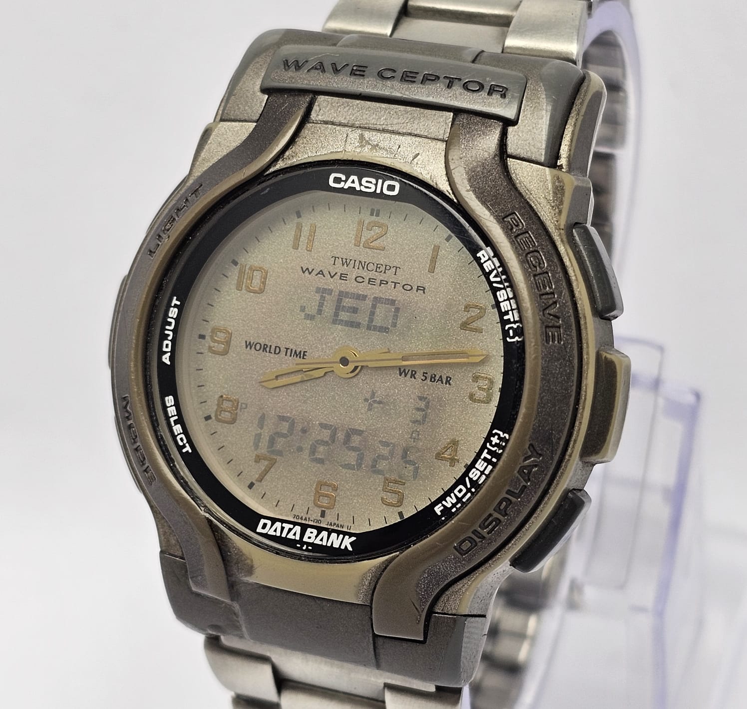 Casio Twincept Wave Ceptor Data Bank Quartz WVA-200 Ana/Digi Vintage Men's Watch