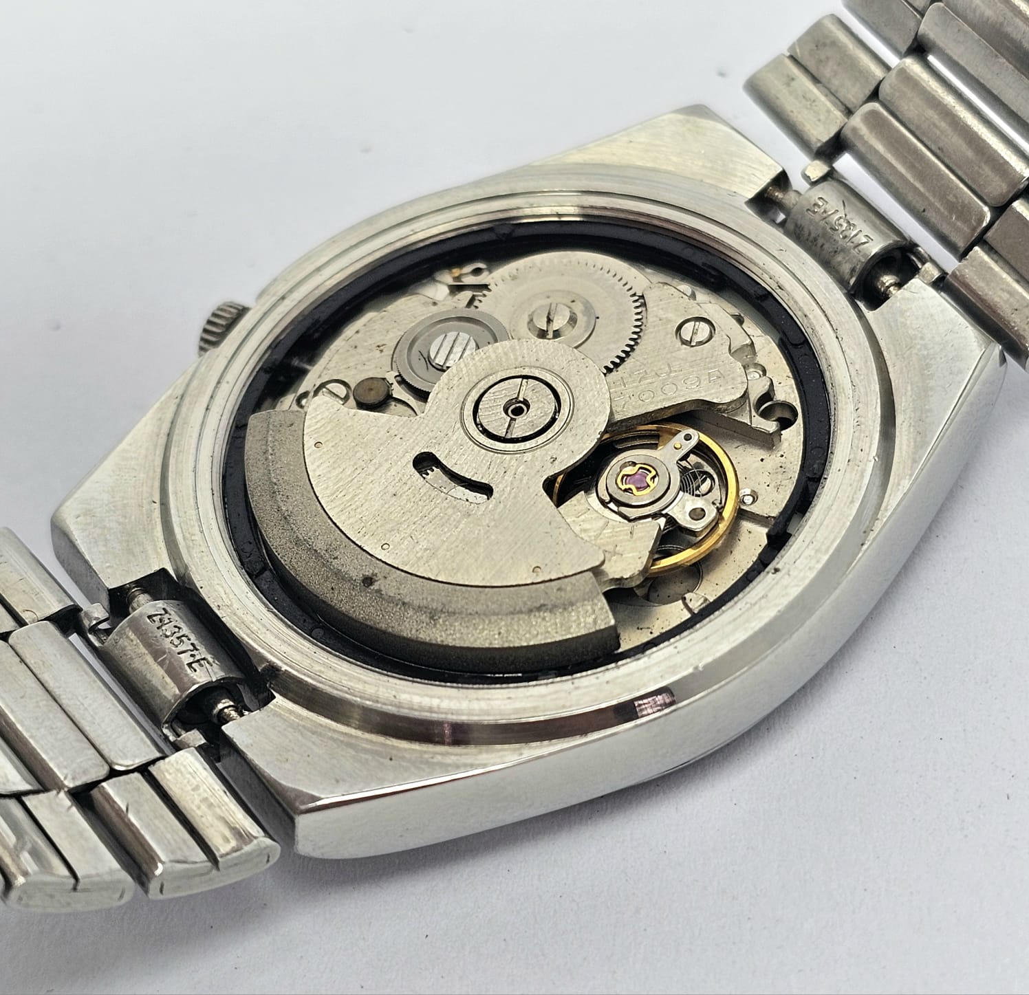 Seiko 5 Automatic 7009-3130 Day/Date Vintage Men's Watch - Image 9