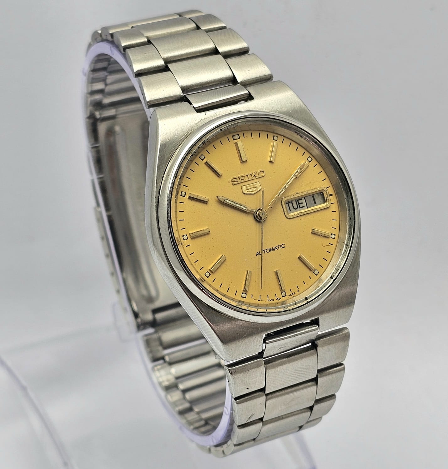 Seiko 5 Automatic 7009-3130 Day/Date Vintage Men's Watch - Image 3