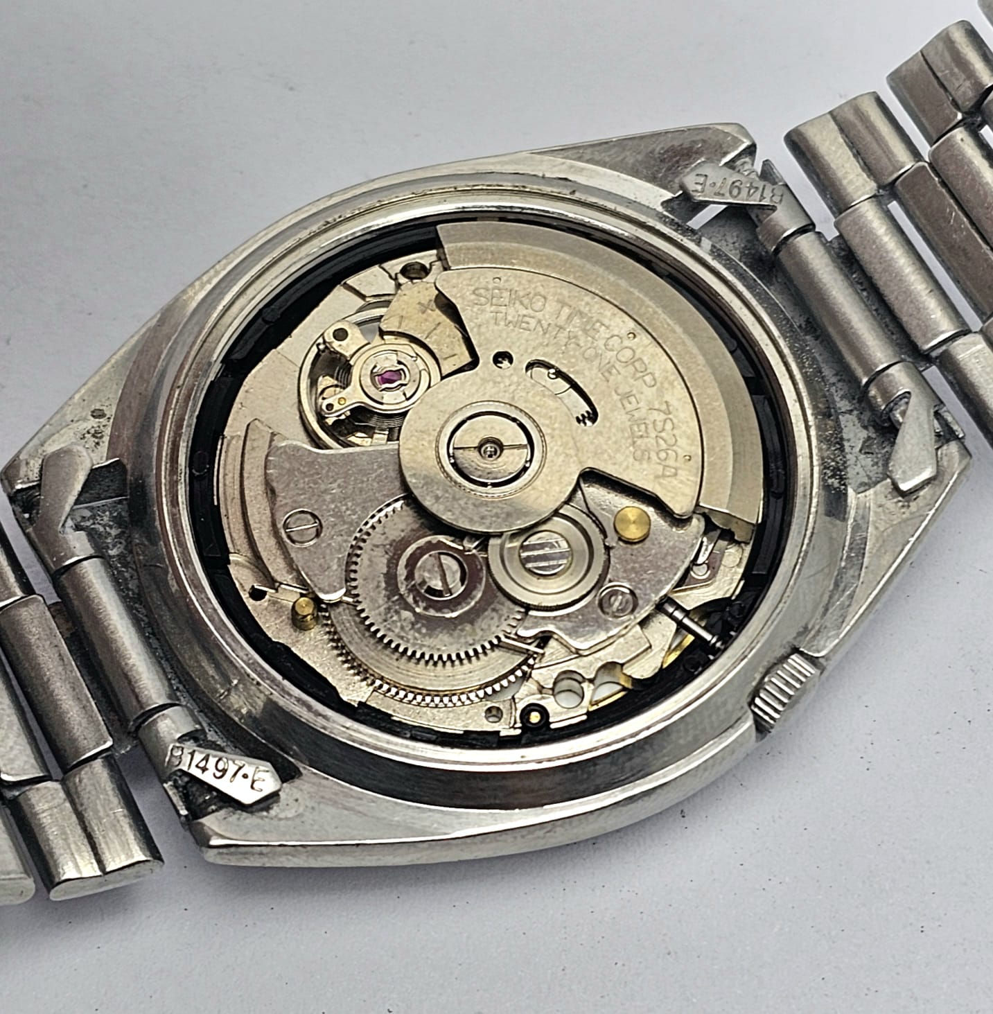 Seiko 5 Automatic 7S26-3040 Day/Date Vintage Men's Watch - Image 9