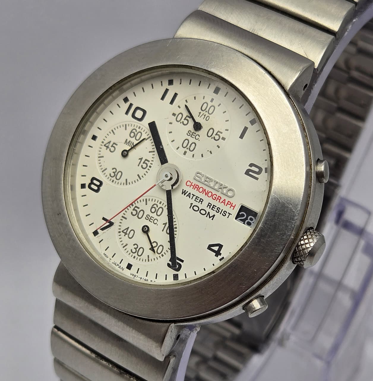 Seiko V657-8140 Chronograph Vintage Men's Watch - Image 2