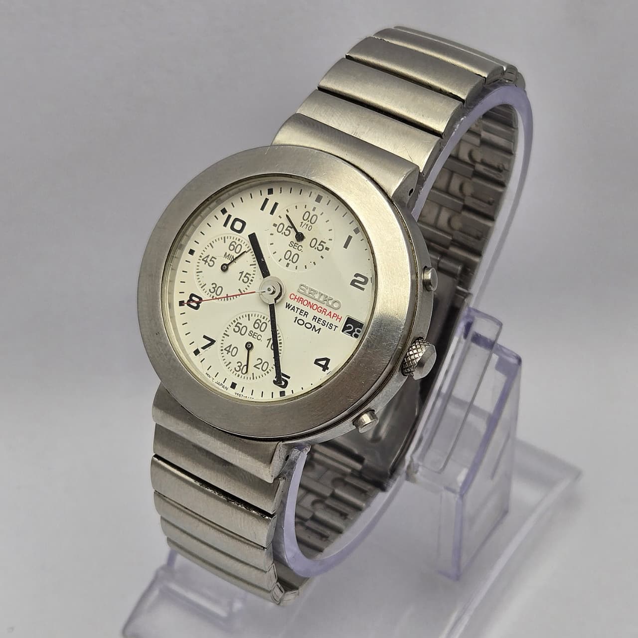 Seiko V657-8140 Chronograph Vintage Men's Watch - Image 4
