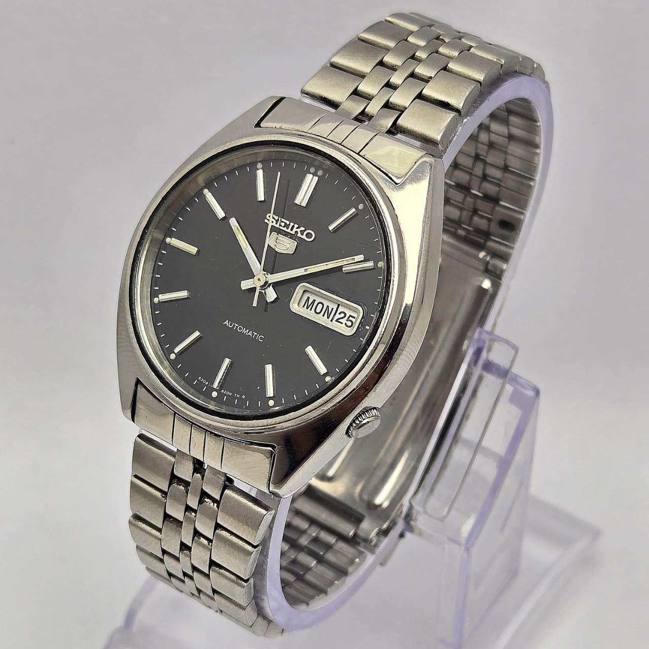 Seiko 5 Automatic 6309-8840 Day/Date Vintage Men Watch - Image 4