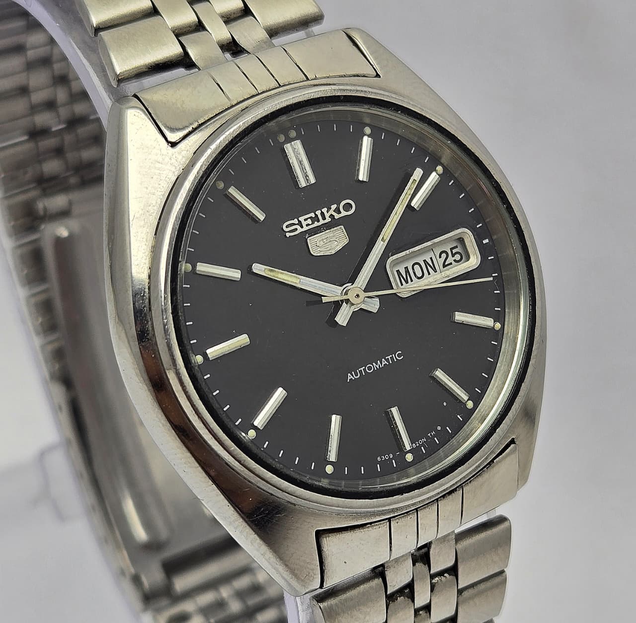 Seiko 5 Automatic 6309-8840 Day/Date Vintage Men Watch