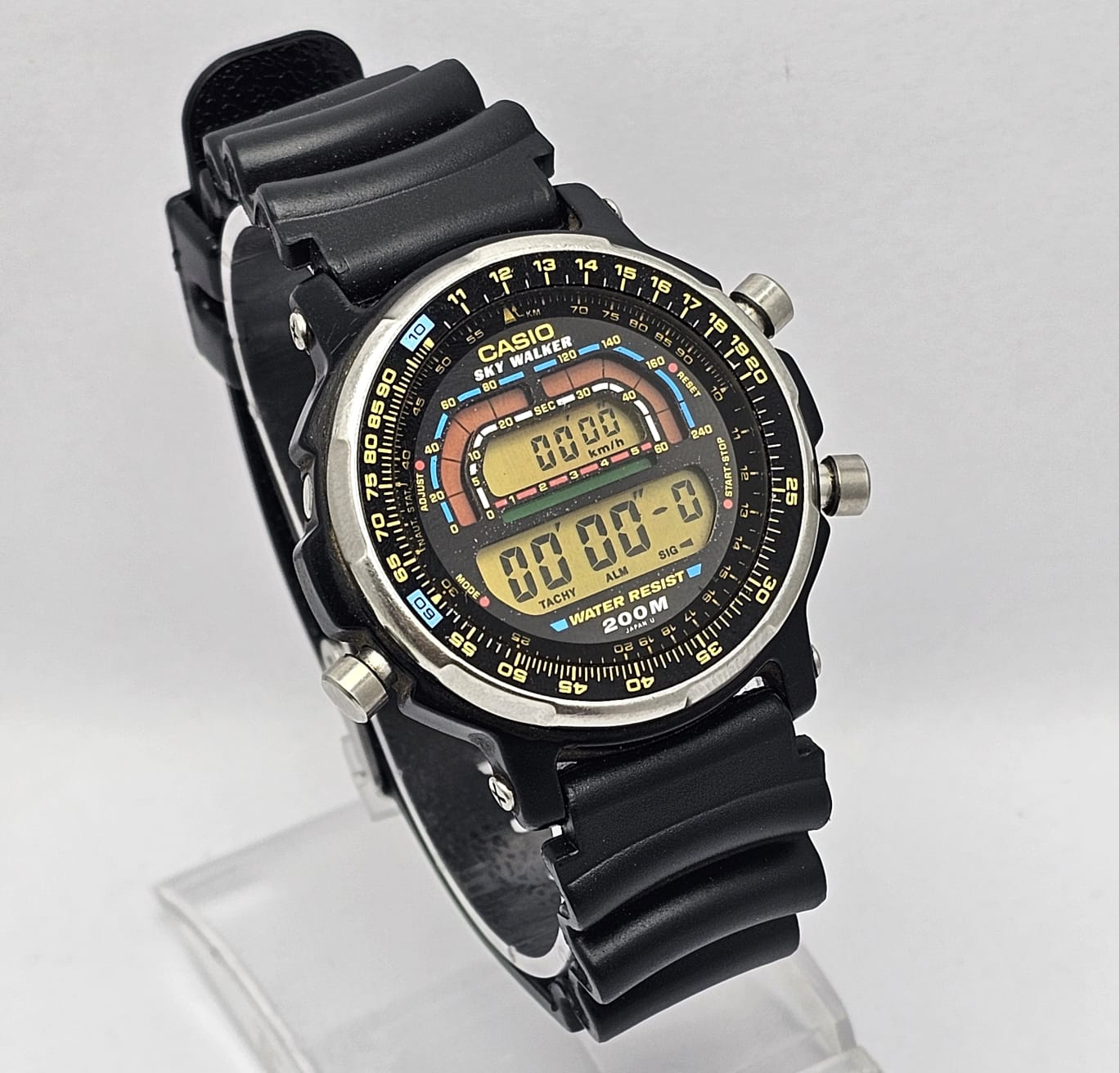 Casio Sky Walker DW-401 Chronograph 905 Vintage Men' Watch - Image 3