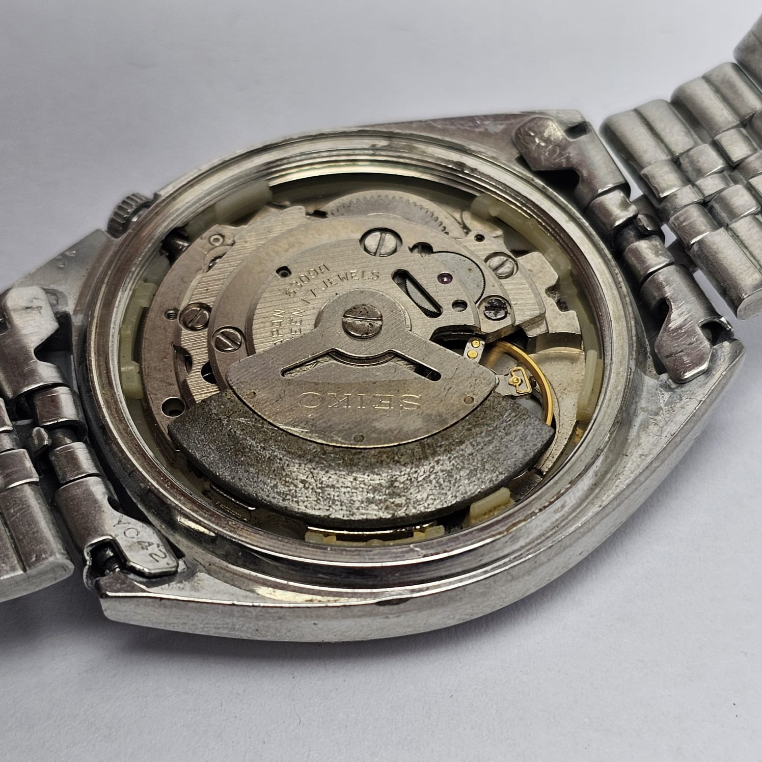 Seiko 5 Automatic 6309-8840 Day/Date Vintage Men's Watch - Image 9