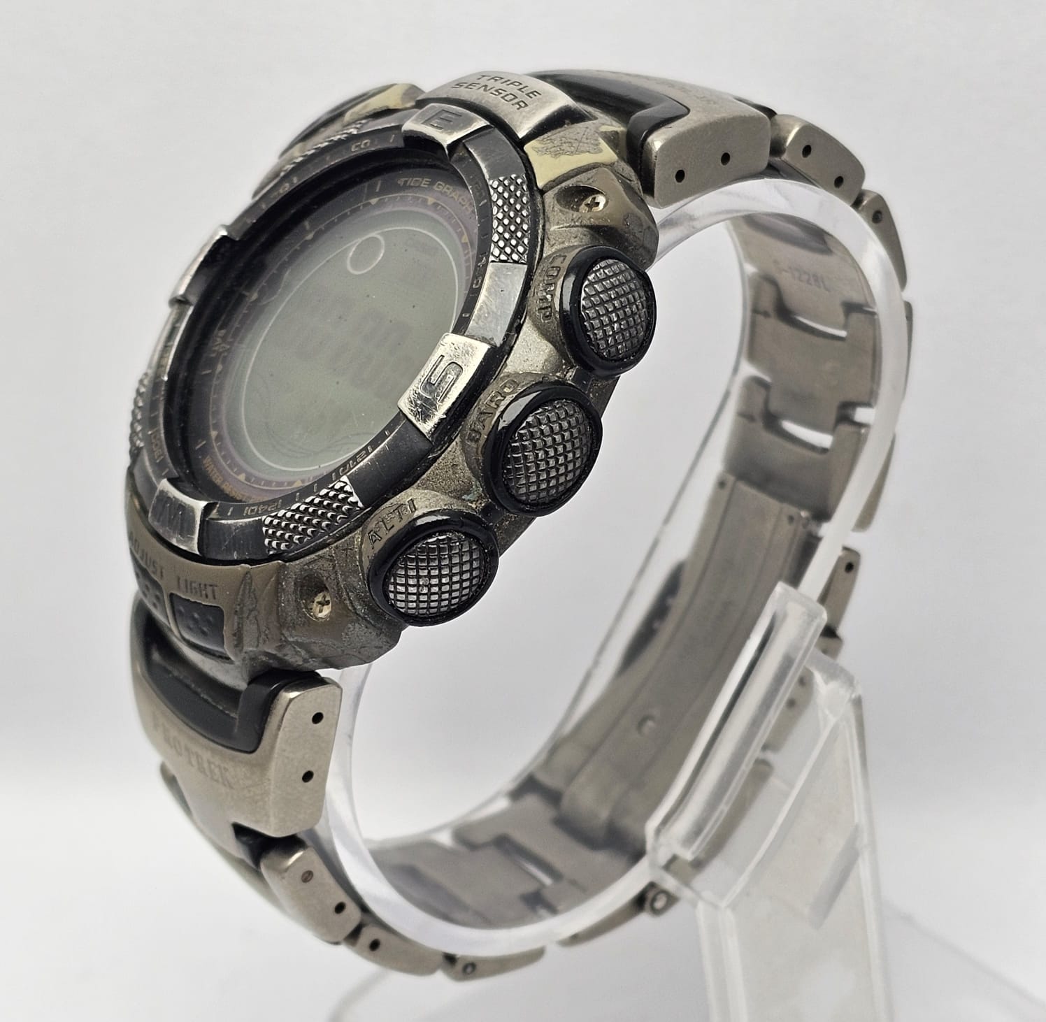 Casio ProTrek PRG-130T Sports 3135 Digital Quartz Vintage Men's Watch - Image 6