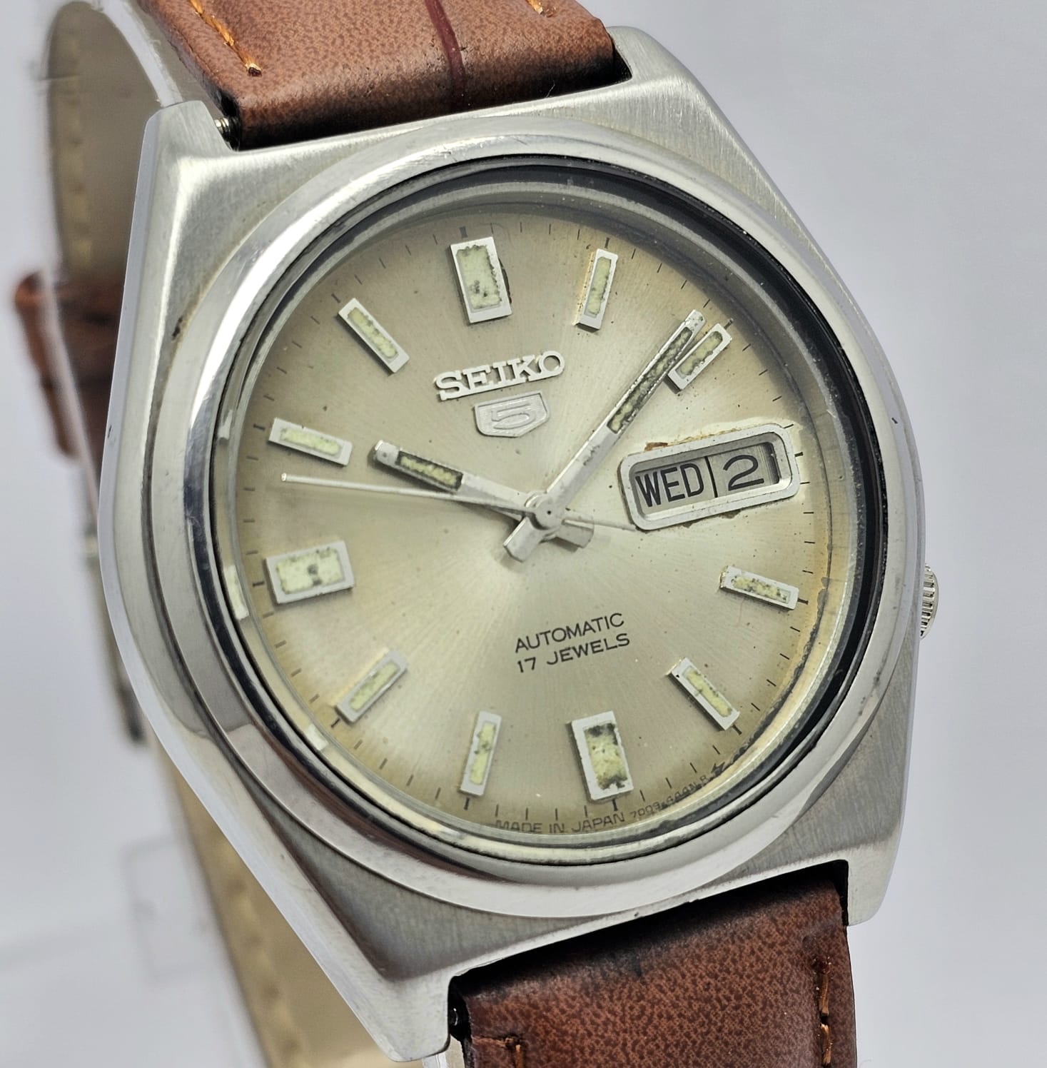 Seiko 5 Automatic 7009-8762 Day/Date Vintage Men's Watch