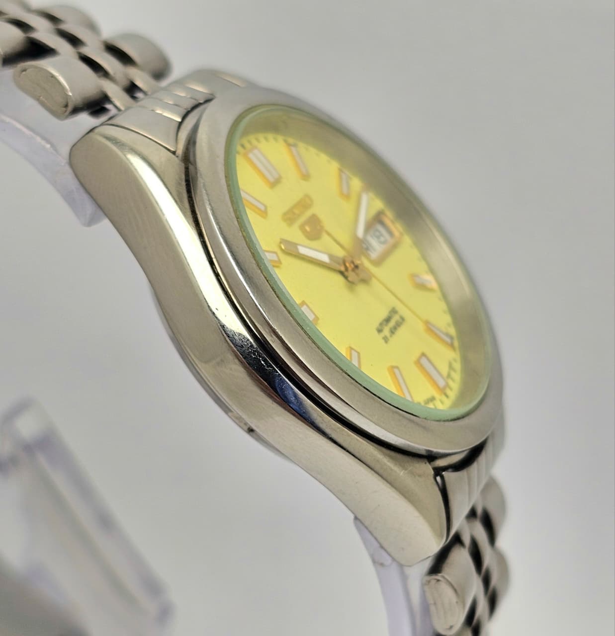 Seiko 5 Automatic 7S26-00X0 Luminous Dial Day/Date Vintage Men's Wrist Watch - Image 4
