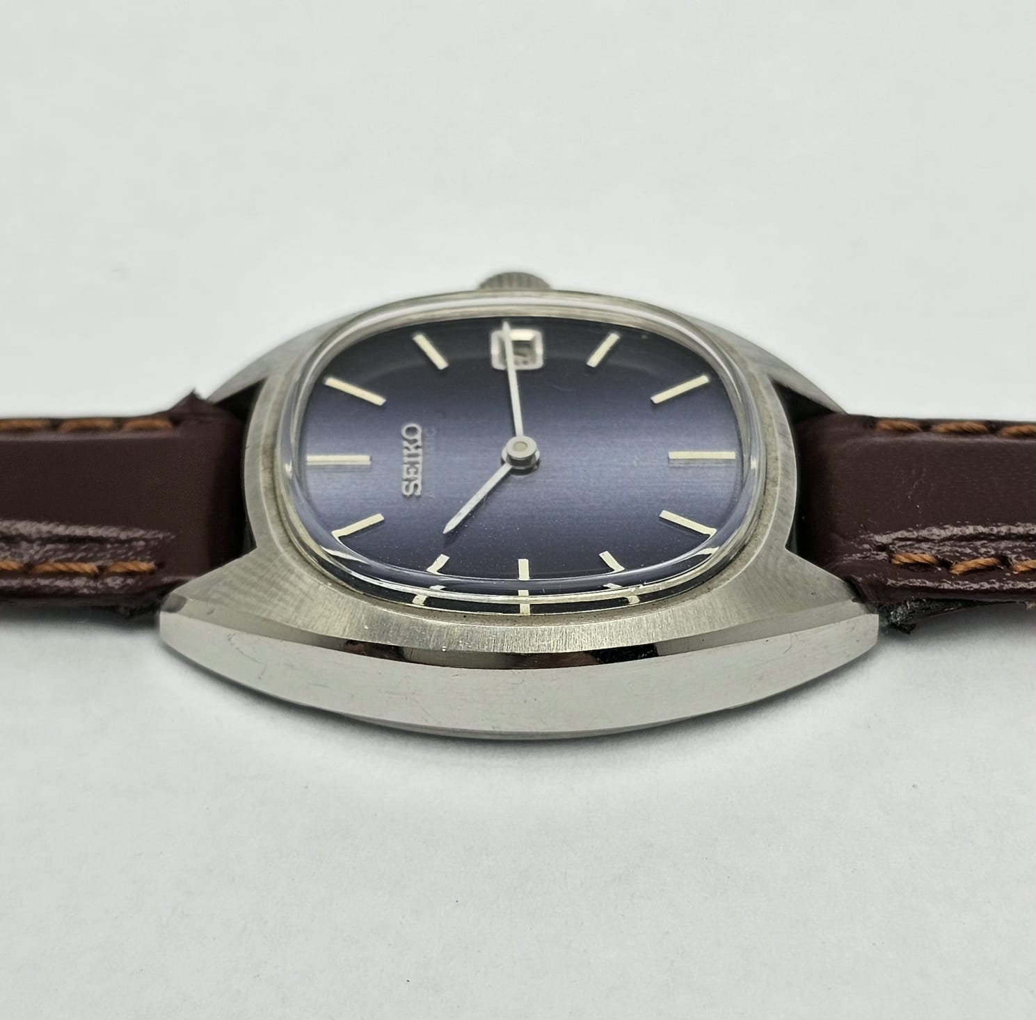 Seiko 2415-7010 Automatic Vintage Women's Watch Seiko 2415-7010 Automatic Vintage Women's Watch