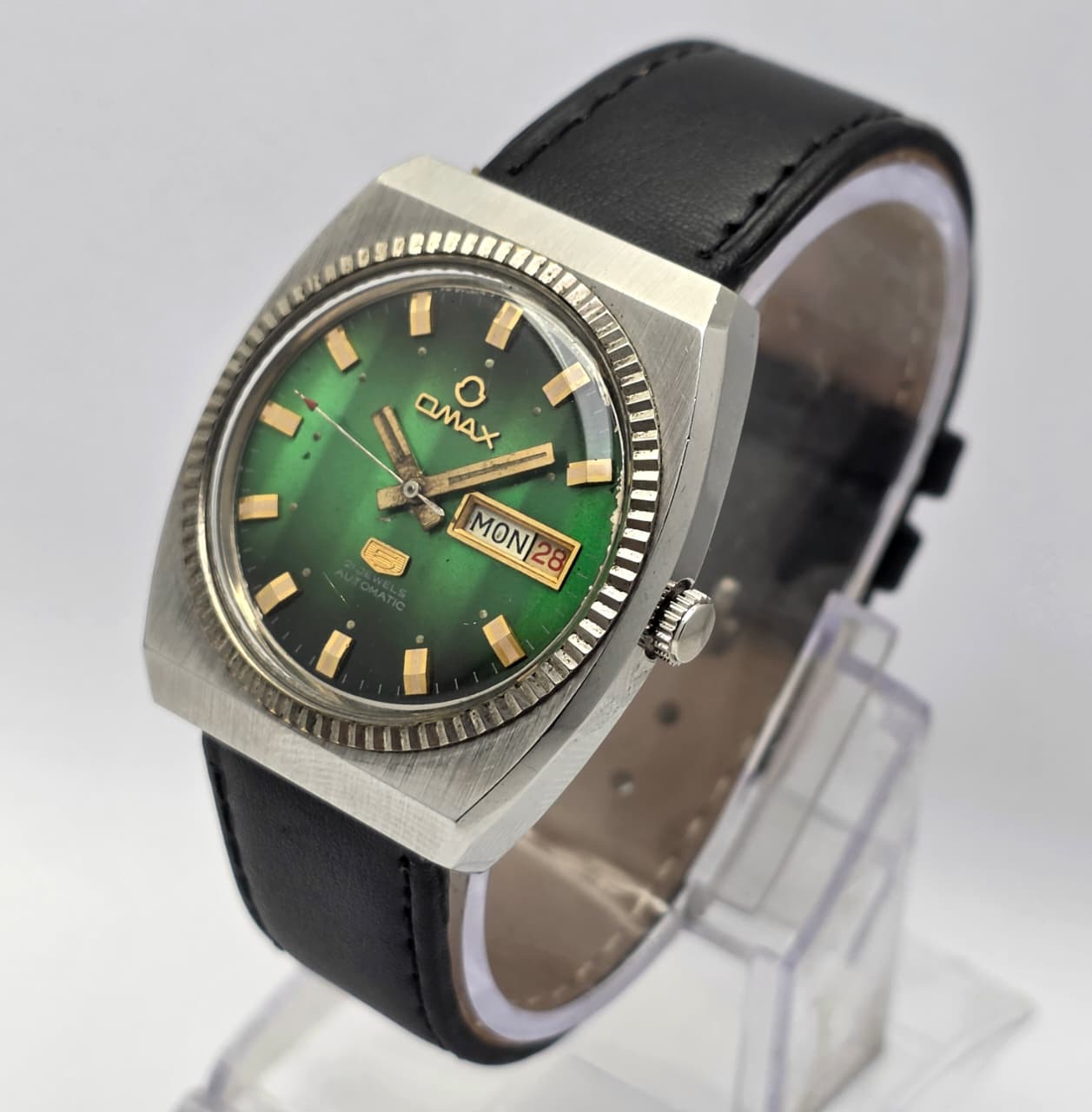 Omax 5 Automatic Day/Date Vintage Men's Watch Omax 5 Automatic Day/Date Vintage Men's Watch